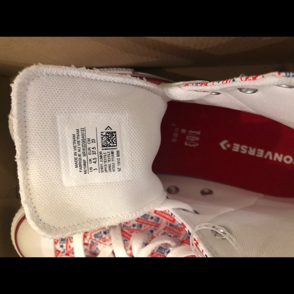 NWT Converse high tops - Picture 11 of 11
